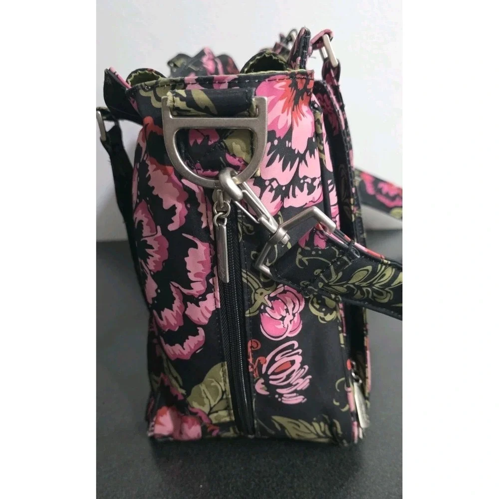 JuJuBe B.F.F Floral Multi-Functional Convertible Diaper Bag Be Classy‎